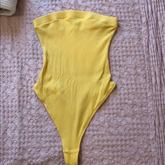 Urban outfitter yellow body suit worn once - Picture 1 of 1